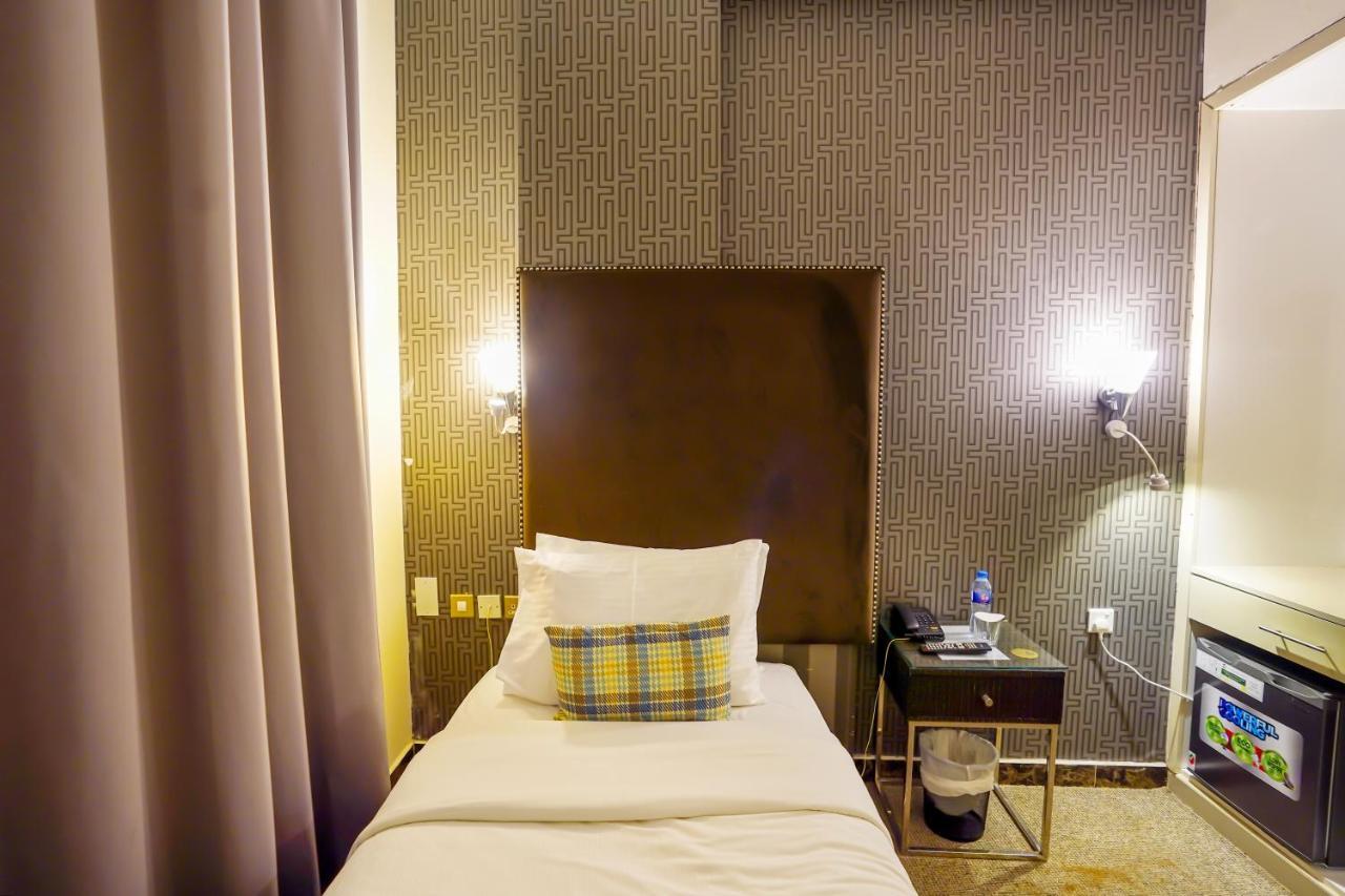 Cube Hotel דובאי מראה חיצוני תמונה